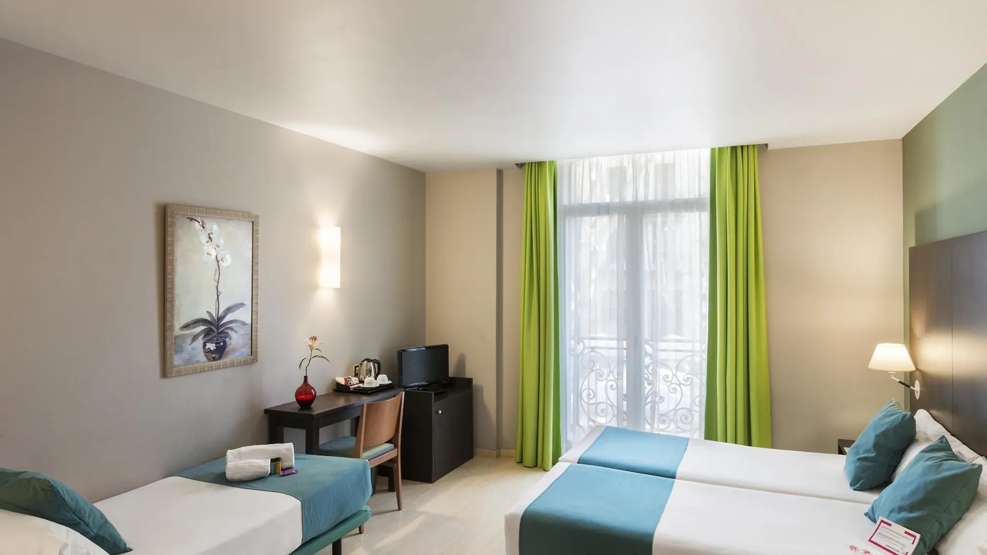 Oriente Atiram Hotel Barcelona
